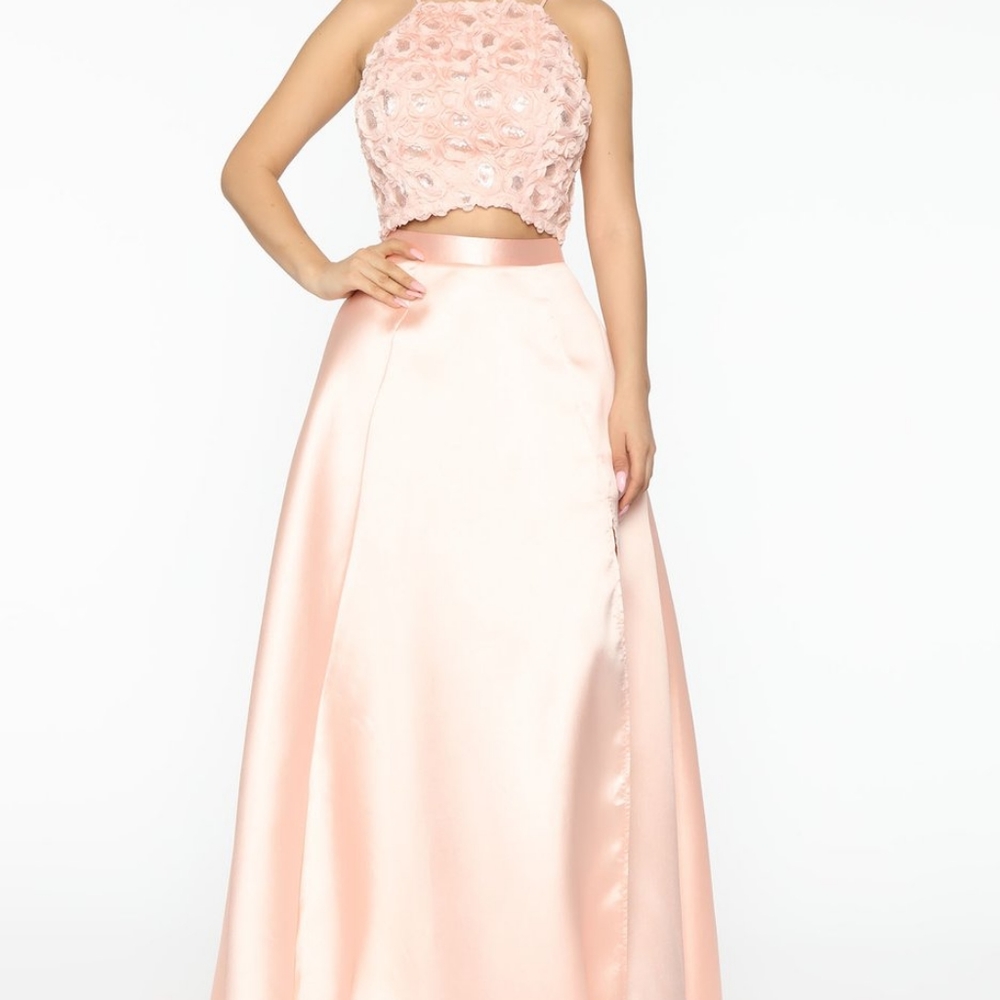 Women satin skirt set.